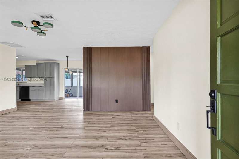 3140 NE 9th Ter, Pompano Beach FL 33064