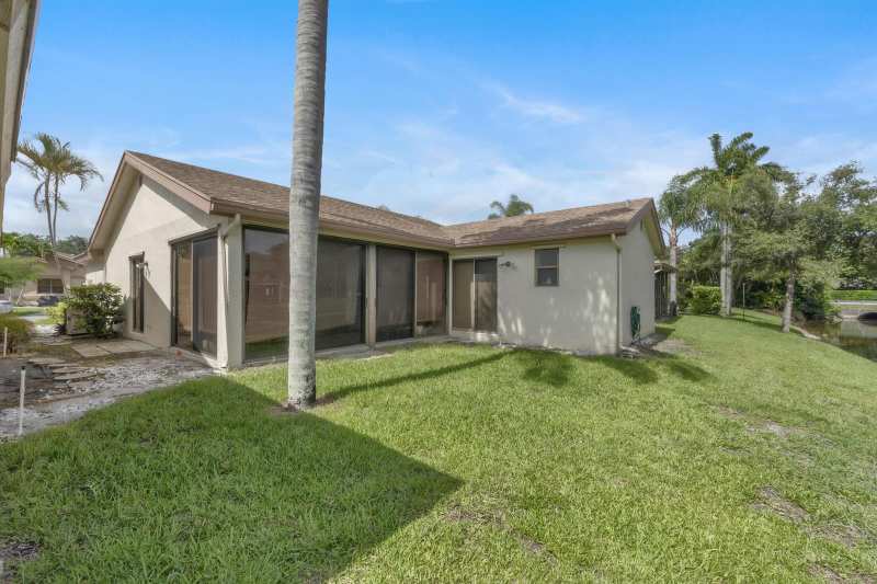 4306 Acacia Circle, Coconut Creek FL 33066