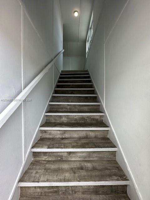 274 E 9th St # 4, Hialeah FL 33010