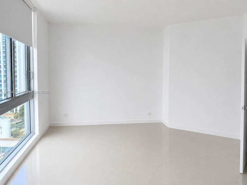 350 S Miami Ave # 1812, Miami FL 33130