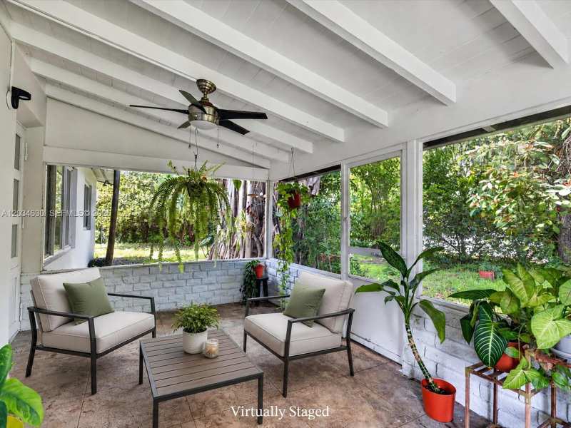 xxxx SW undisclosed, South Miami FL 33143