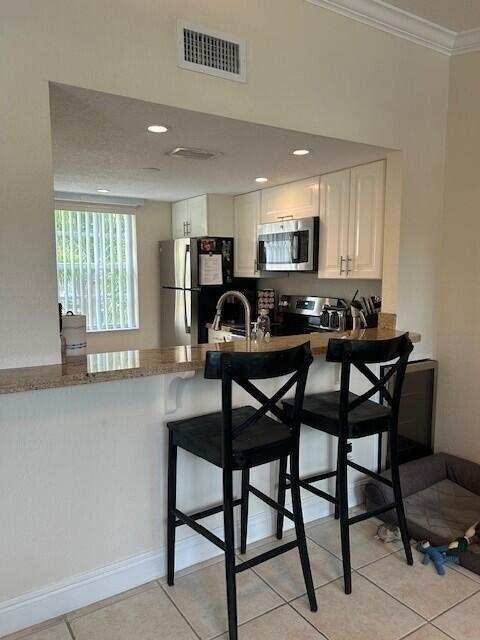 1040 Lake Shore Drive # 105, Lake Park FL 33403