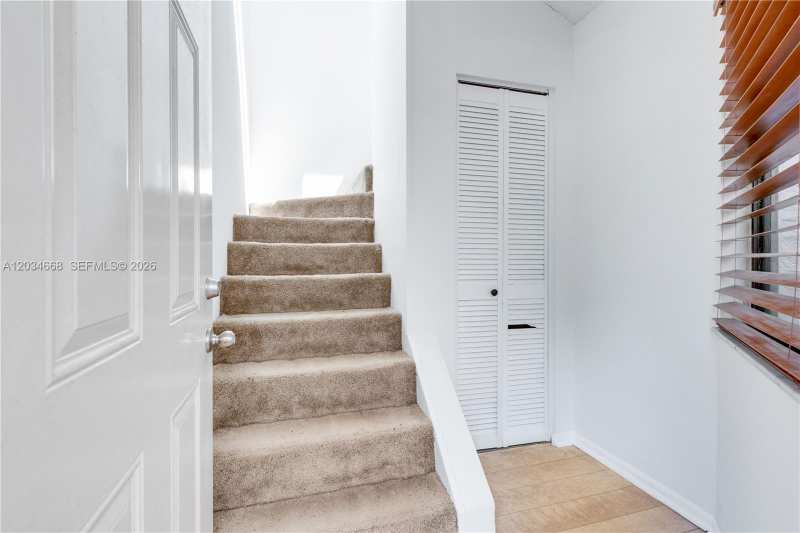 104 NW 98th Ter # 104, Plantation FL 33324