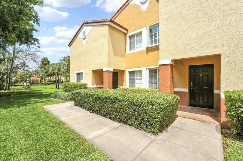 127 Yacht Club Way # 101, Hypoluxo FL 33462