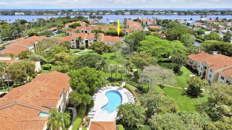 127 Yacht Club Way # 101, Hypoluxo FL 33462