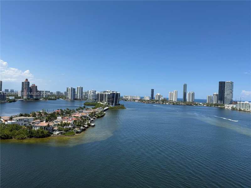2800 Island Blvd # 1803, Aventura FL 33160