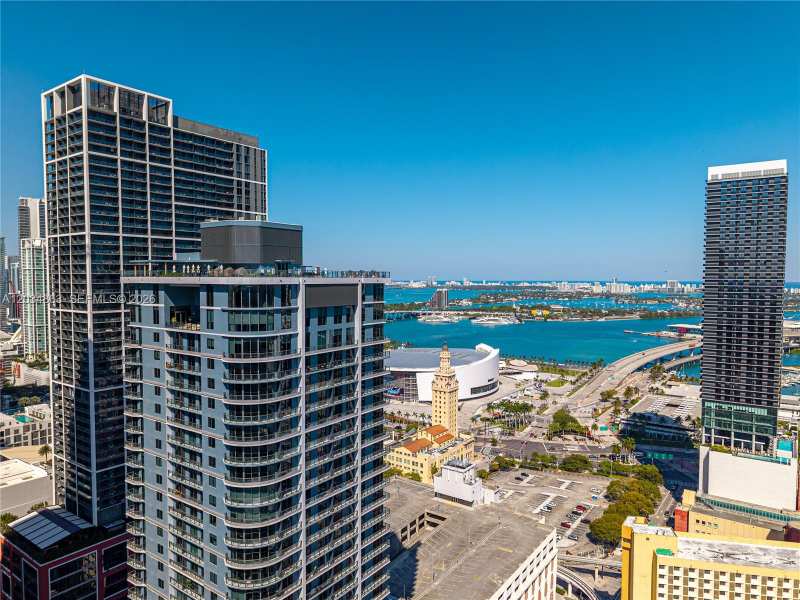 121 NE 5th St # 2211, Miami FL 33132