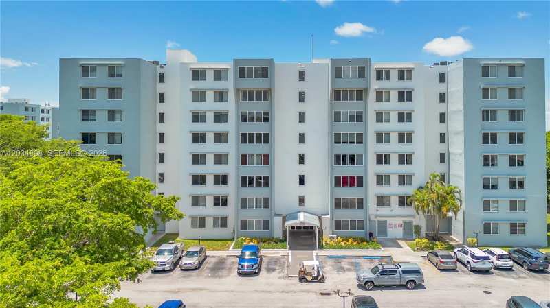 9001 SW 77th Ave # C709, Miami FL 33156