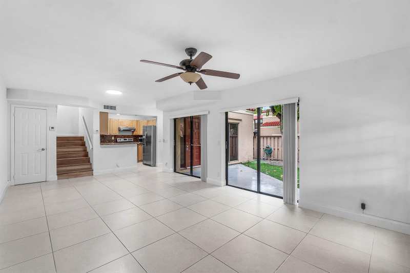 8254 Severn Drive # A, Boca Raton FL 33433