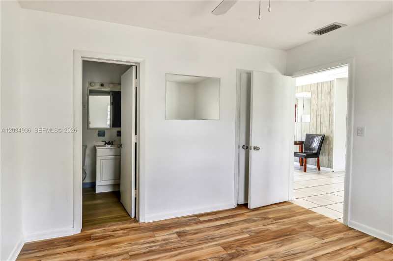 6211 NW 19th St, Sunrise FL 33313