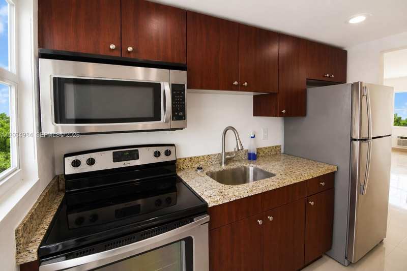 3550 SW 9th Ter # 8B, Miami FL 33135