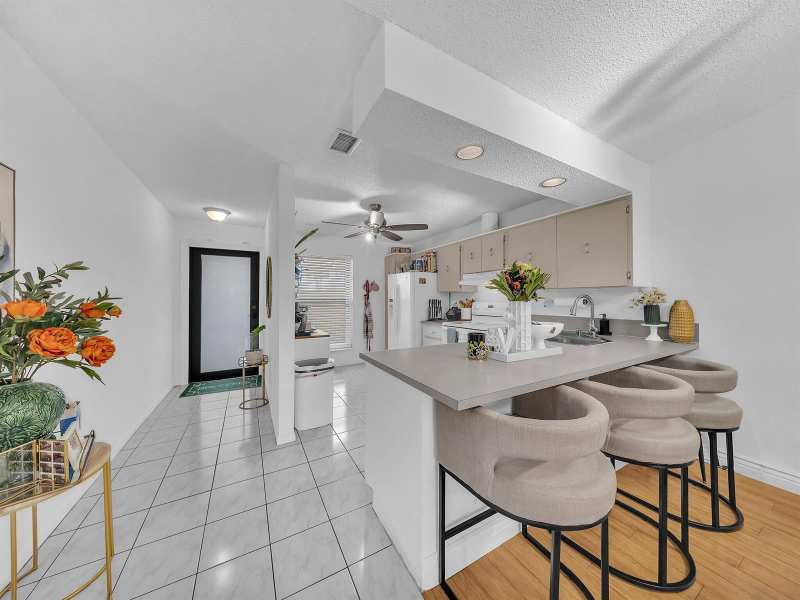 1023 Banks Road # 201, Margate FL 33063