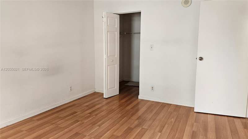 16909 N Bay Rd # 217, Sunny Isles Beach FL 33160