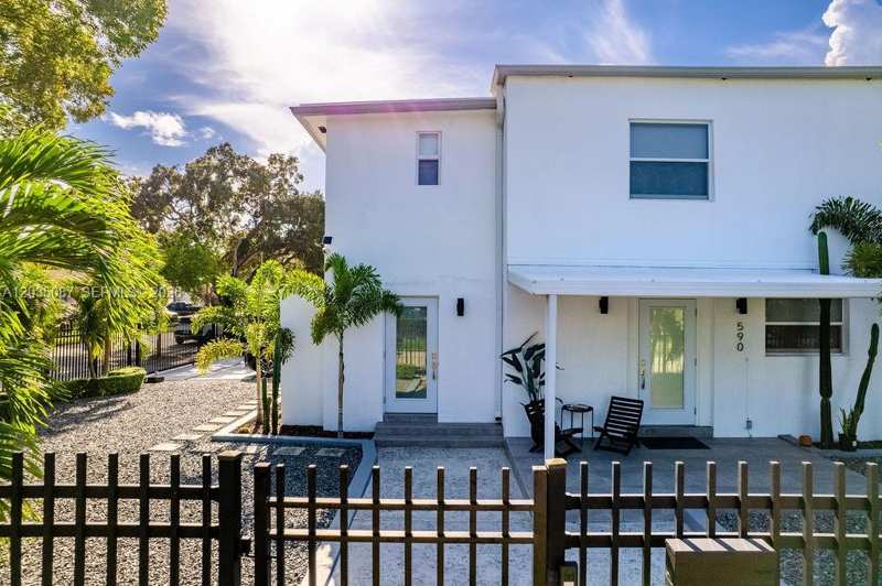 590 SW 23rd Ave, Miami FL 33135
