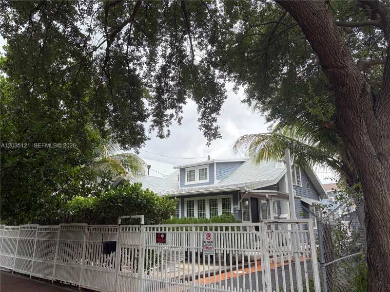 840 SW 13th Ave, Miami FL 33135
