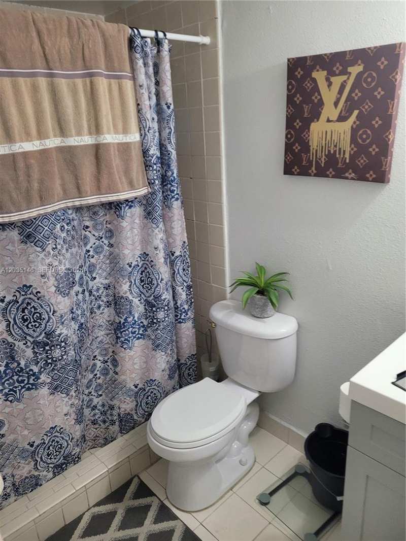 18101 NW 68th Ave # E105, Hialeah FL 33015