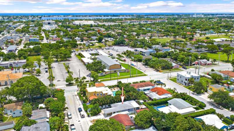 904 Ortega Road, West Palm Beach FL 33405
