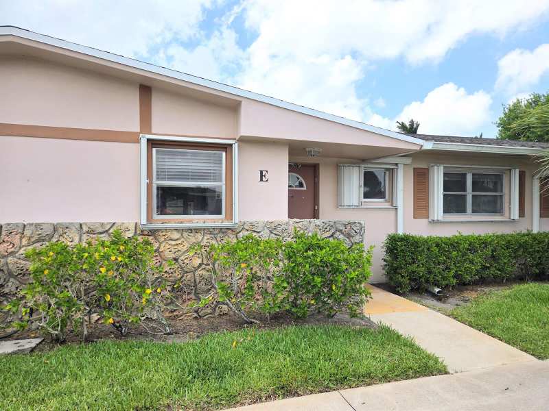 2703 Dudley Drive W, West Palm Beach FL 33415