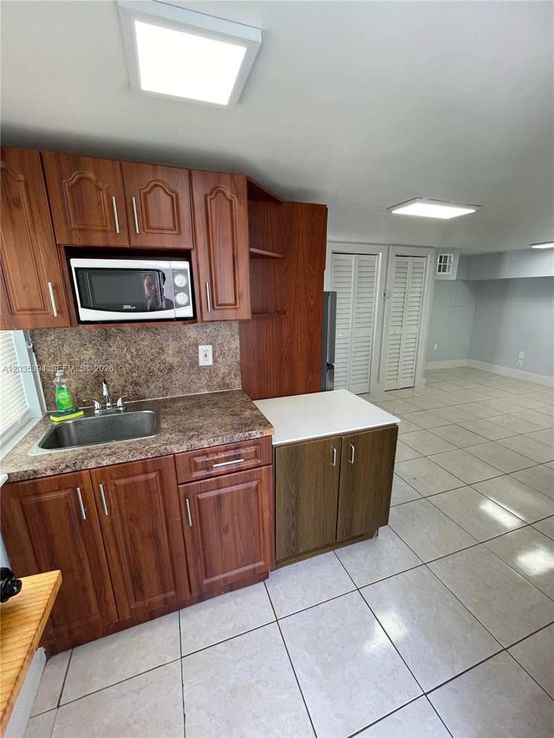 3333 W 4th Ave # A, Hialeah FL 33012