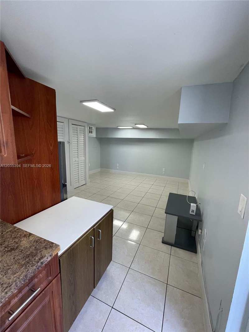 3333 W 4th Ave # A, Hialeah FL 33012