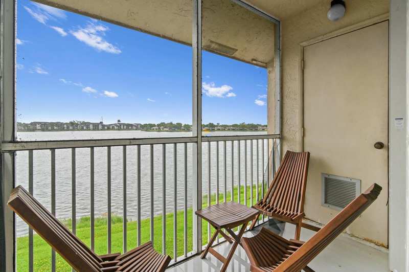 5530 Lakeside Drive # 203, Margate FL 33063