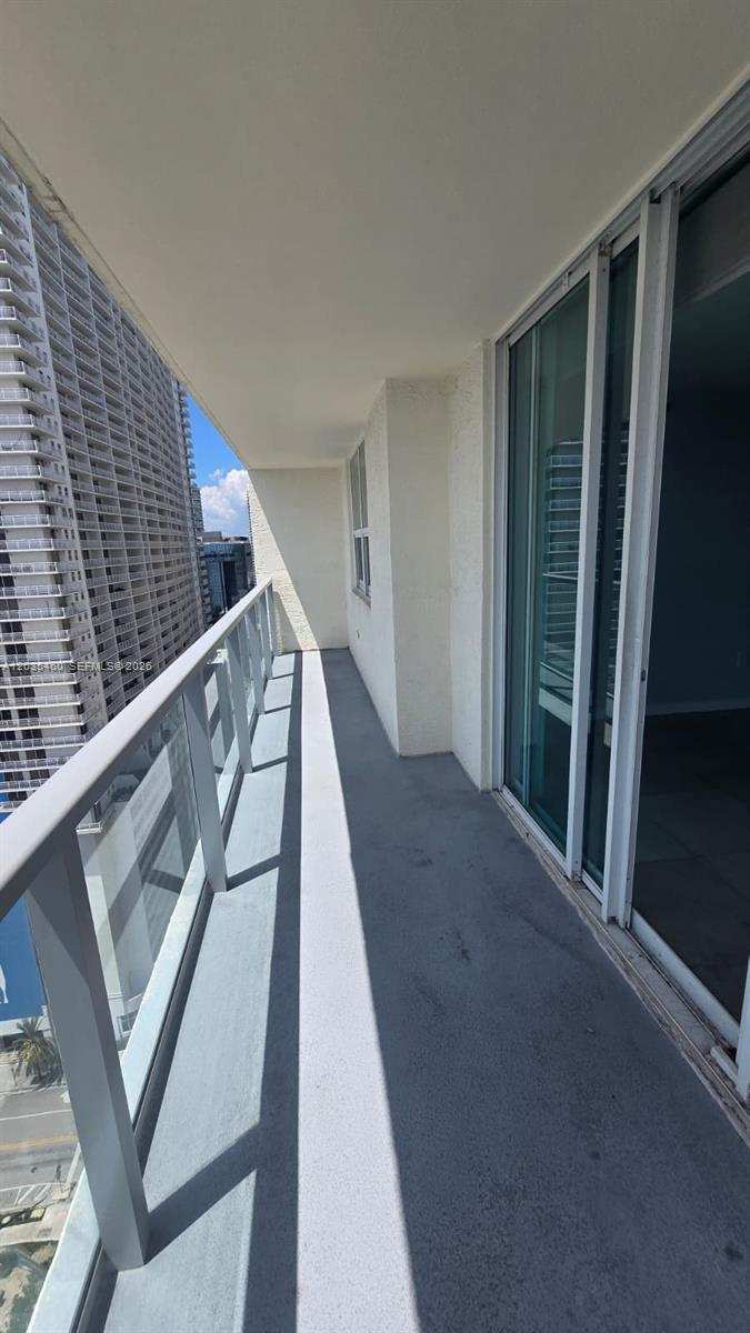 1155 Brickell Bay Dr # 2507, Miami FL 33131