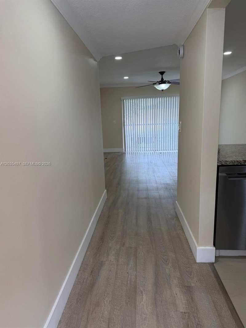 8443 Royal Palm Blvd # 8443, Coral Springs FL 33065