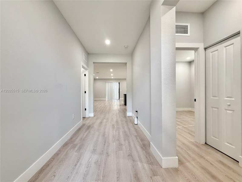 2159 SE 1st St, Homestead FL 33033