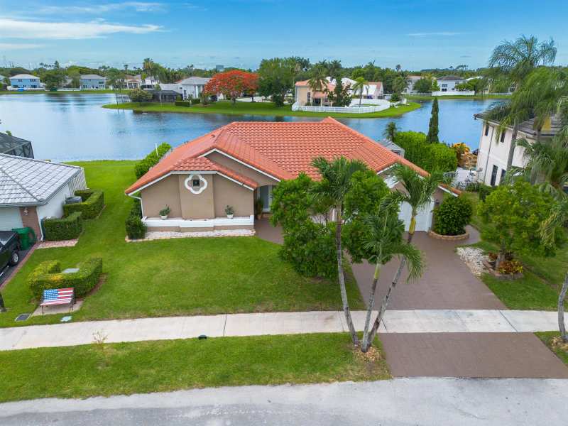 14211 Appalachian Trail, Davie FL 33325