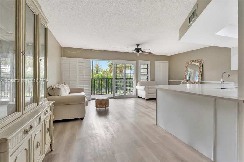 1605 S Us Highway 1, Jupiter FL 33477