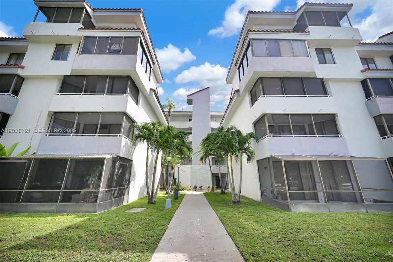8255 SW 152nd Ave # 312, Miami FL 33193