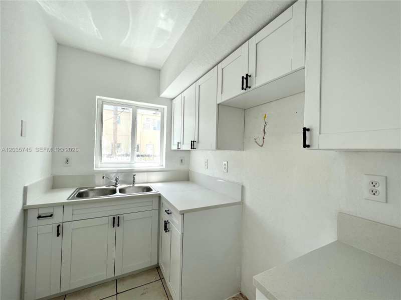 444 NW 84th St # 444, Miami FL 33150