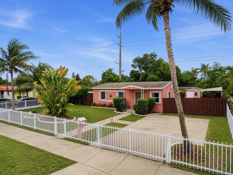 16420 NW 18th Pl, Miami Gardens FL 33054