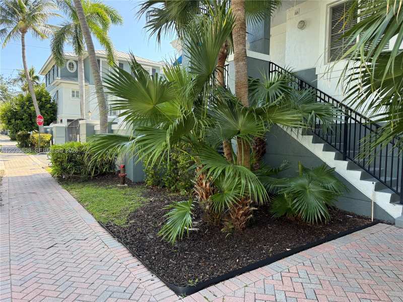 250 NE 3rd Ave # 1210, Delray Beach FL 33444