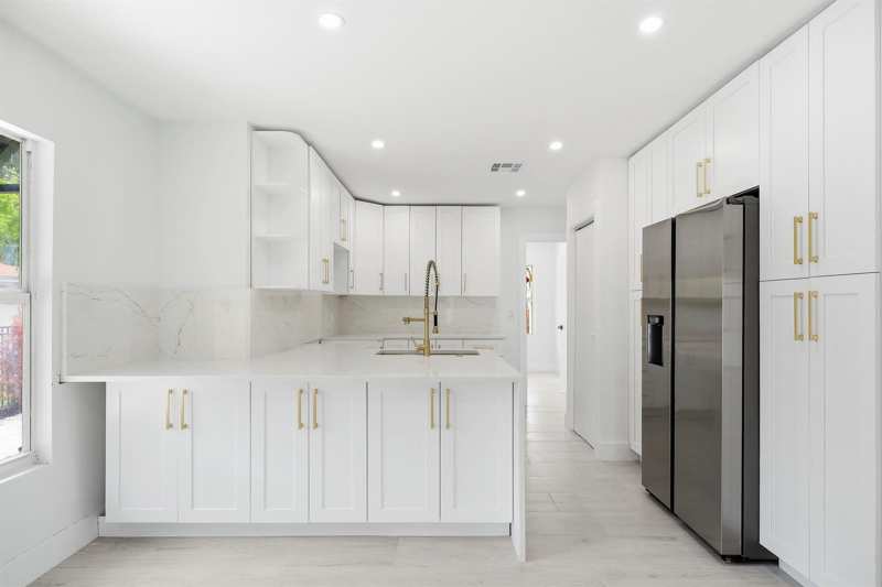 216 NE 23rd Avenue, Pompano Beach FL 33062