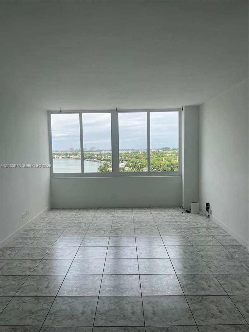 7441 Wayne Ave # 8B, Miami Beach FL 33141