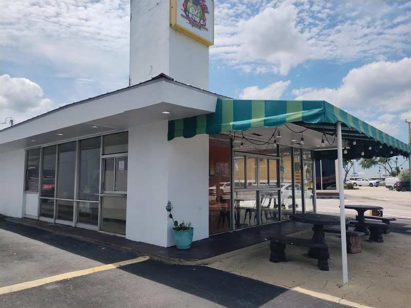 1460 10th Street, Lake Park FL 33403