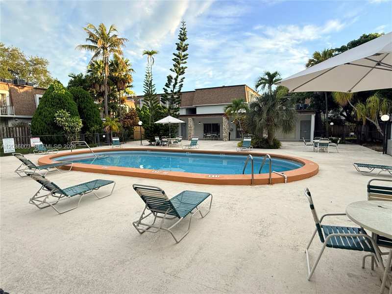 9611 SW 77th Ave # 108A, Miami FL 33156
