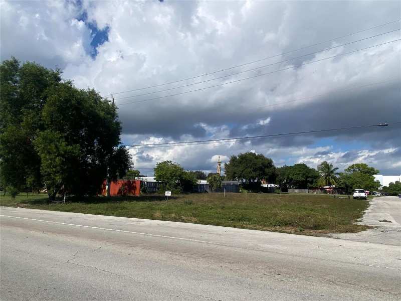 Nw 19 NW 19th Avenue, Pompano Beach FL 33069
