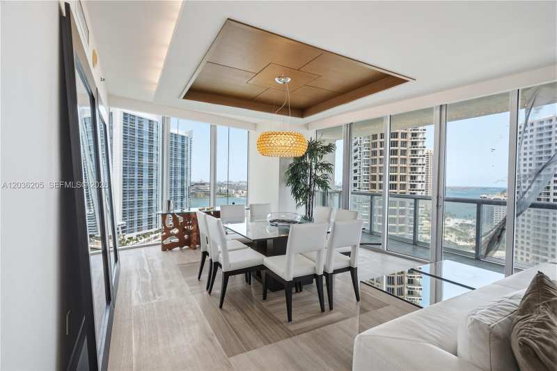 465 Brickell Ave # 2101, Miami FL 33131