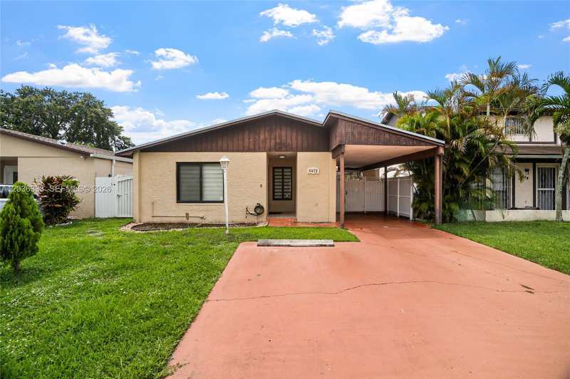5412 NW 193rd Ln, Miami Gardens FL 33055