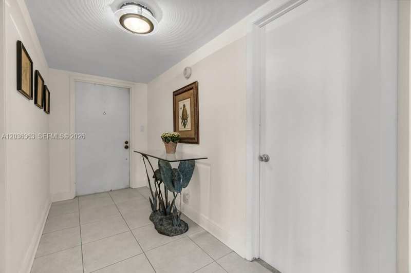 3100 NE 48th St # 212, Fort Lauderdale FL 33308