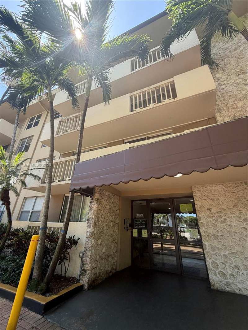 1800 Sans Souci Blvd # 239, North Miami FL 33181
