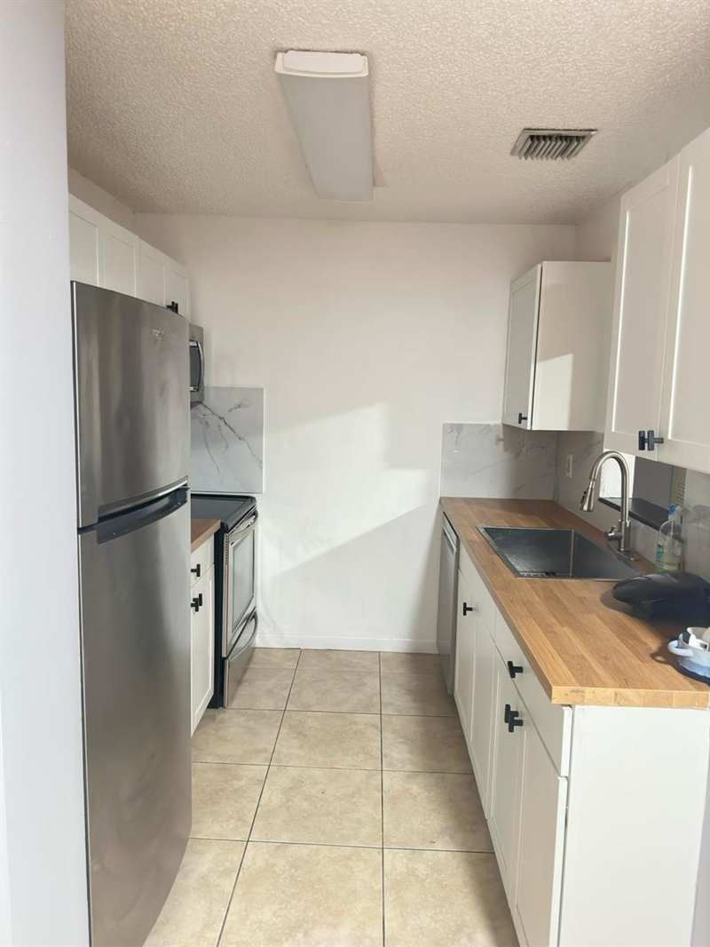 10625 NW 45th St # 25, Coral Springs FL 33065
