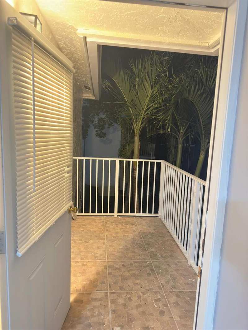 10625 NW 45th St # 25, Coral Springs FL 33065