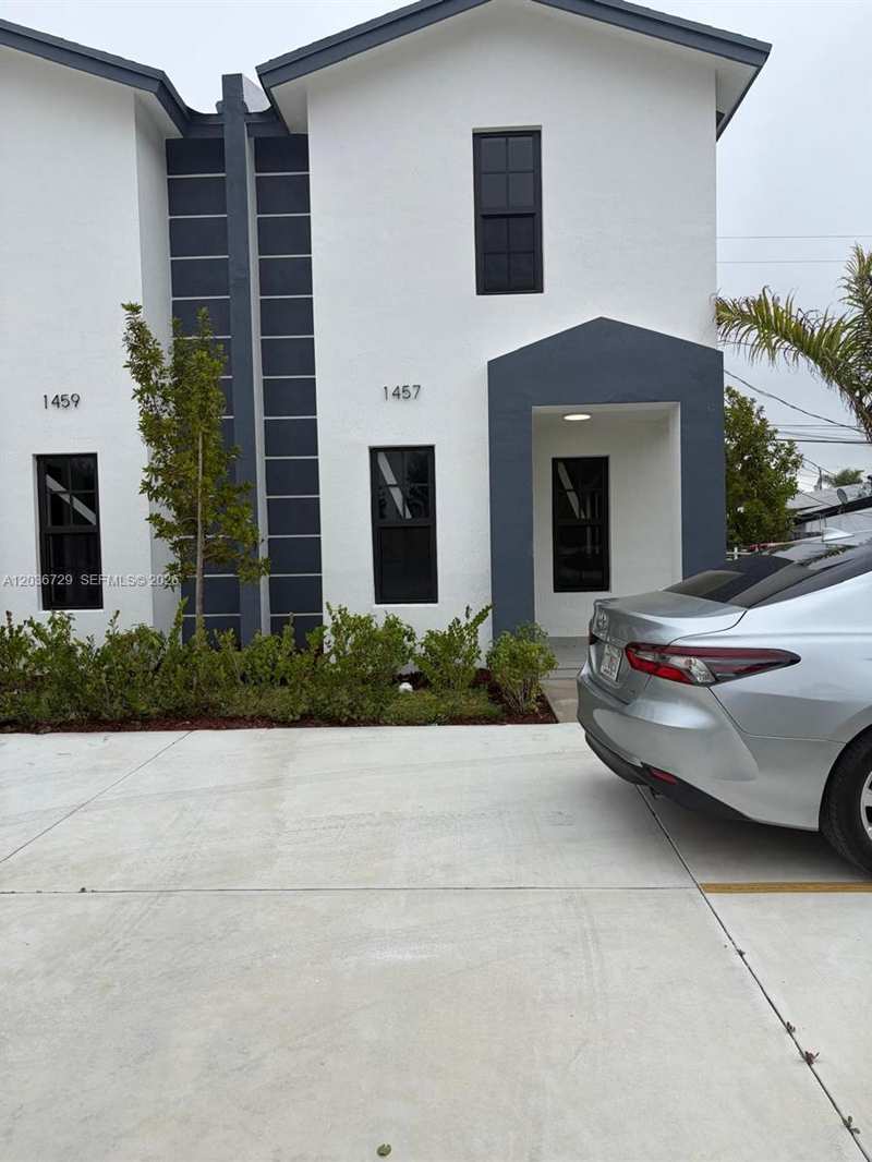 1459 NW 2nd Ave # 1, Florida City FL 33034