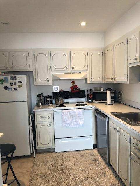 370 Saxony Trail, Delray Beach FL 33446