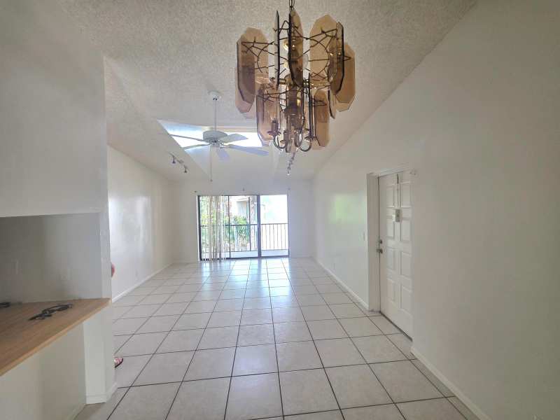 203 Foxtail Drive # B3, FL 33415