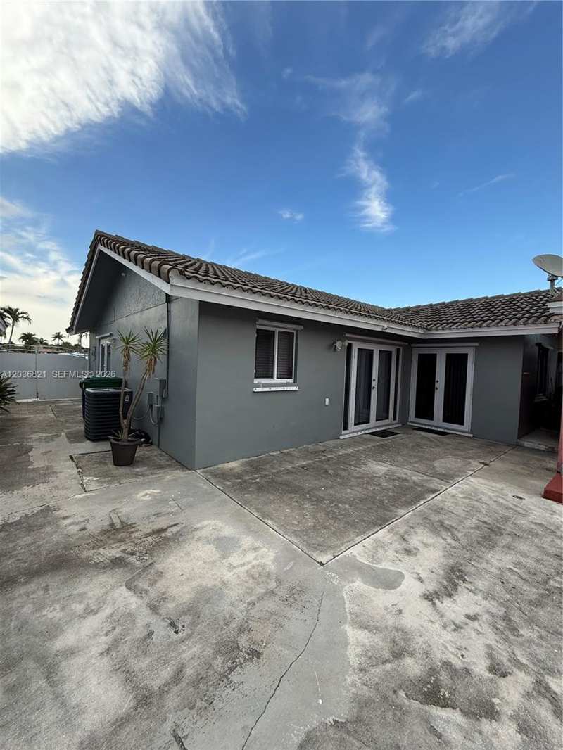 14770 SW 60th St, Miami FL 33193