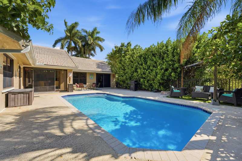 9577 Majestic Way, Boynton Beach FL 33437